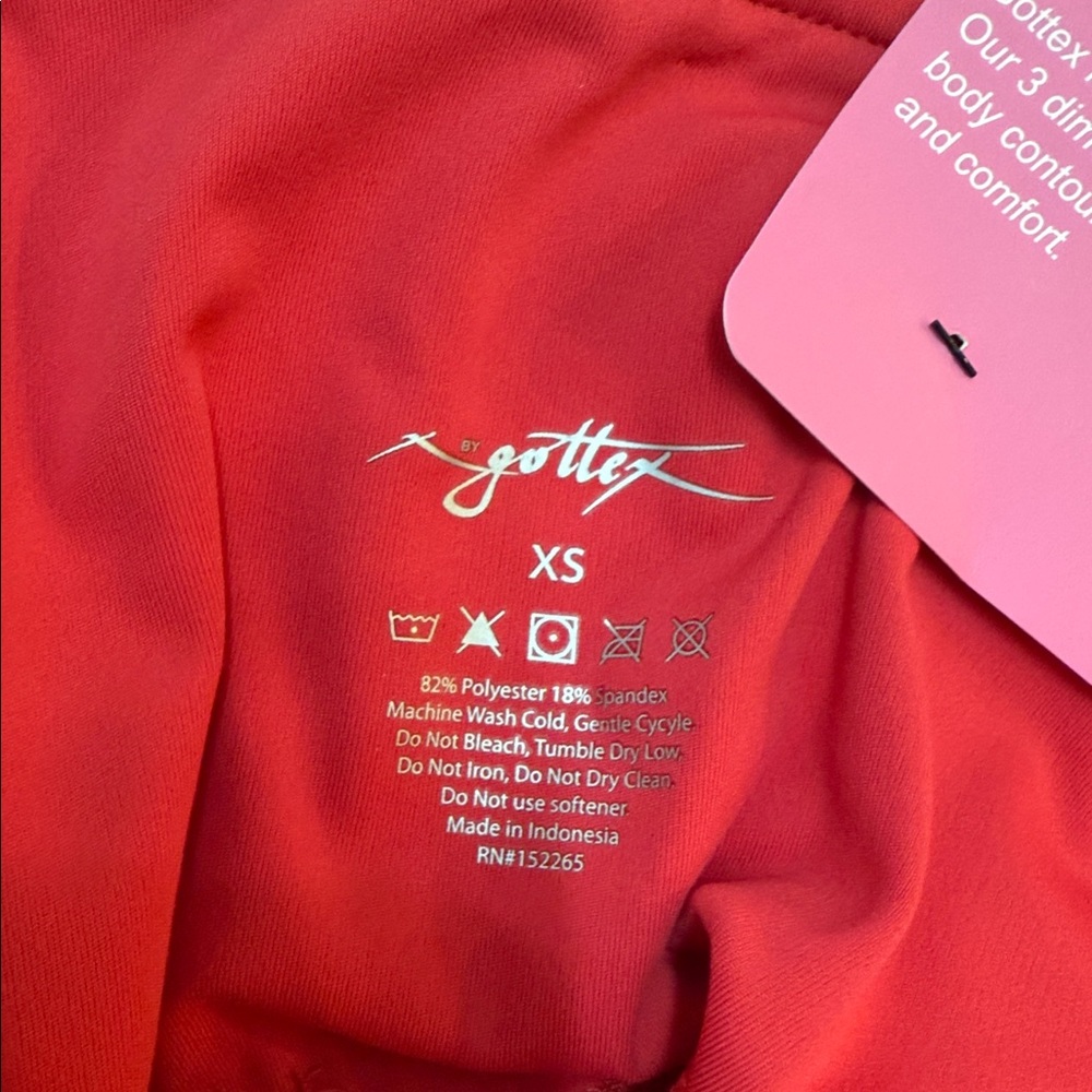 Gottex Peach Skin‎ Collection Vibrant Red Apparel - Picture 5 of 6